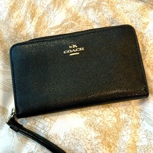 Like New Coach Wristlet.